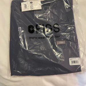 Figs Space Navy Catarina one pocket top